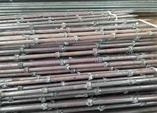 万年隧道钢花管